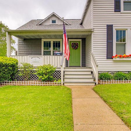 Lavish House With Patio - 2 Blocks To Green Lake! Luaran gambar