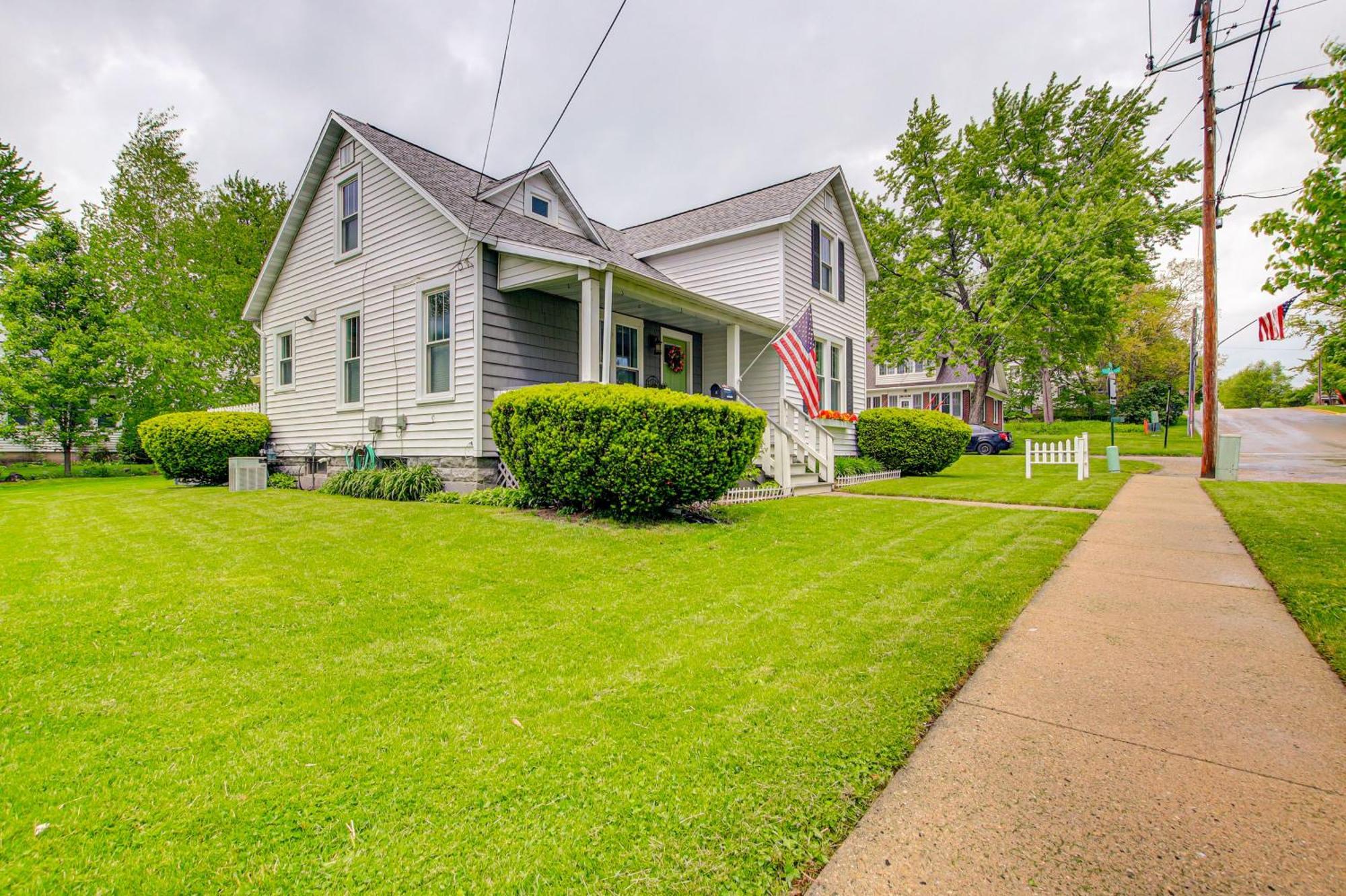 Lavish House With Patio - 2 Blocks To Green Lake! Luaran gambar