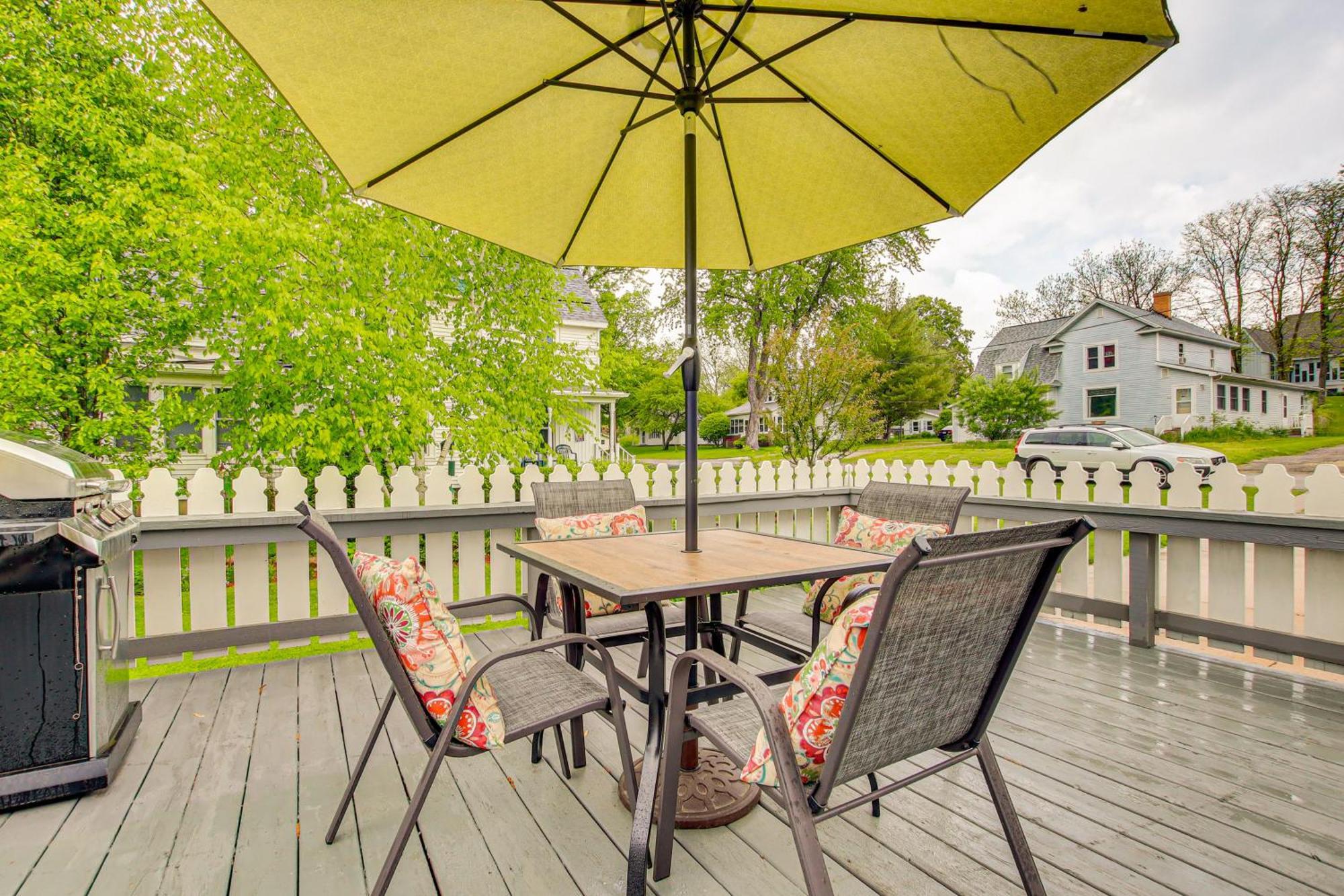 Lavish House With Patio - 2 Blocks To Green Lake! Luaran gambar