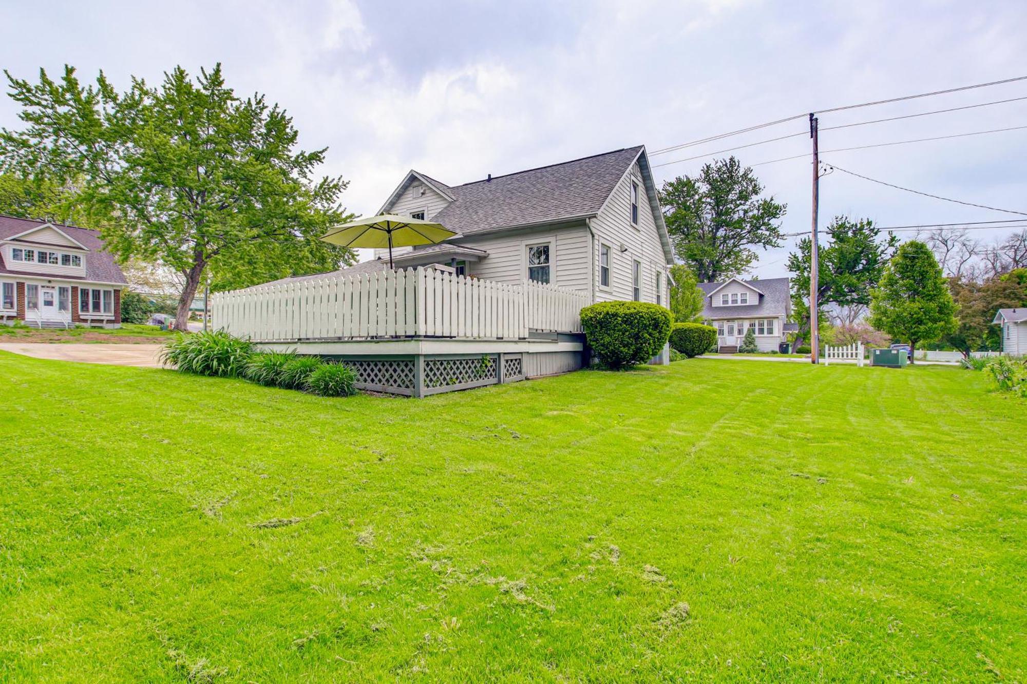 Lavish House With Patio - 2 Blocks To Green Lake! Luaran gambar