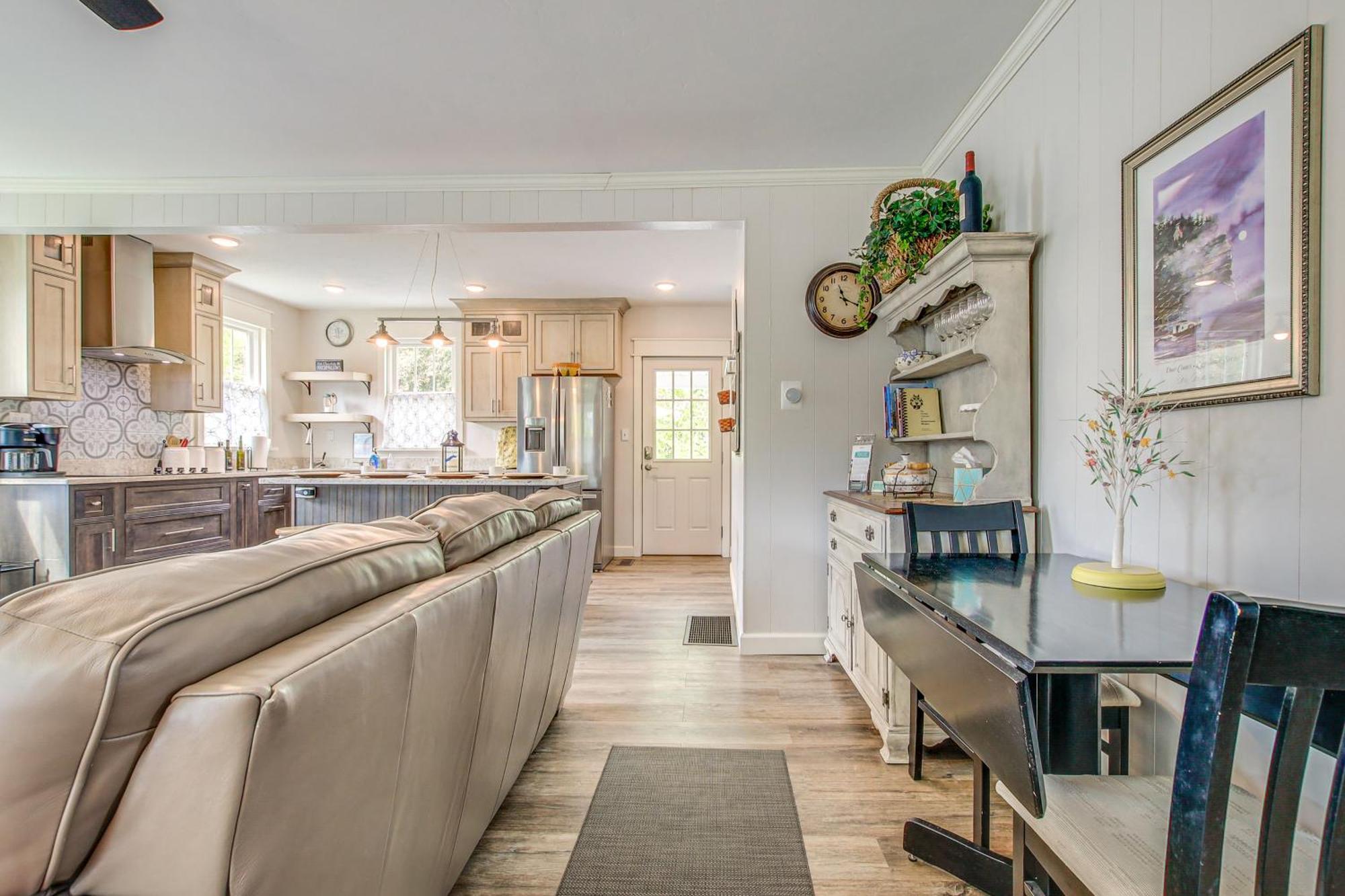 Lavish House With Patio - 2 Blocks To Green Lake! Luaran gambar