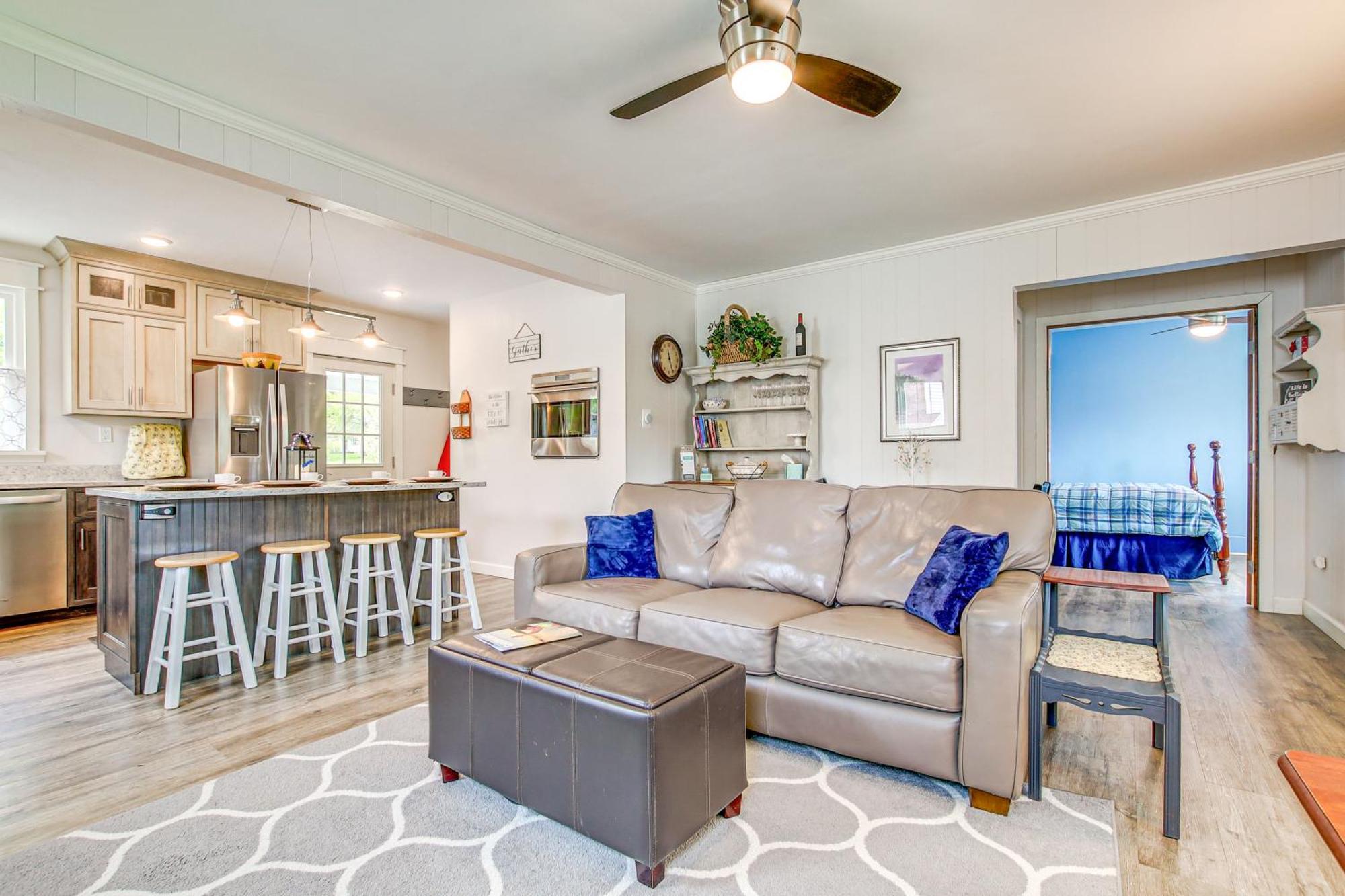 Lavish House With Patio - 2 Blocks To Green Lake! Luaran gambar